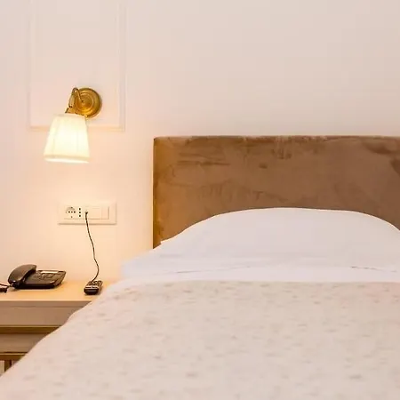 ホテル Annex Building Of Art 3*