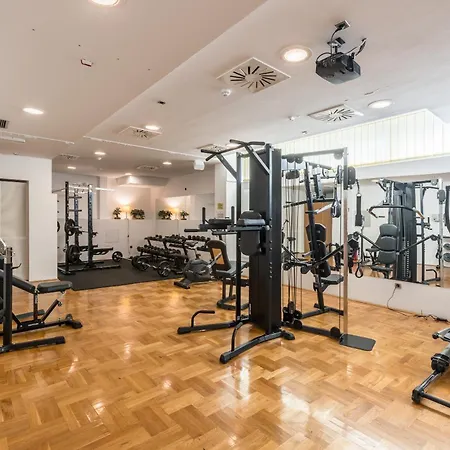 Annex Building Of Art ホテル