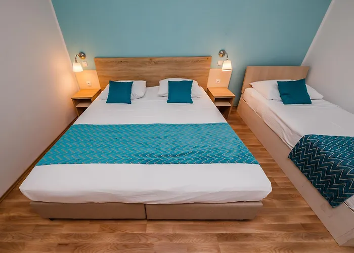 Annex Building Of Art 3*