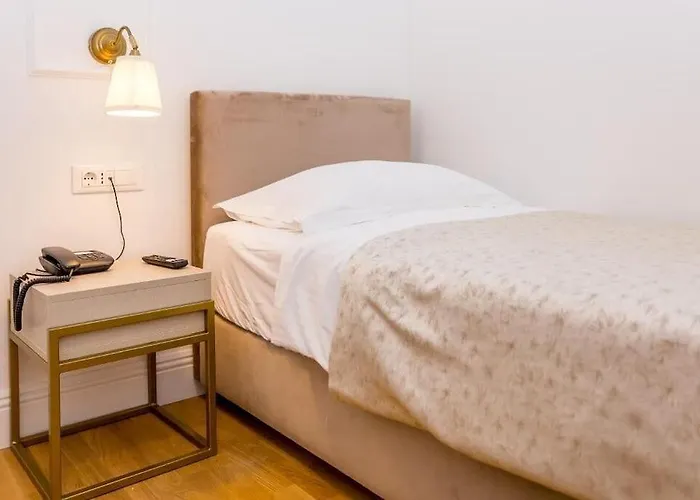 Annex Building Of Art Ξενοδοχείο