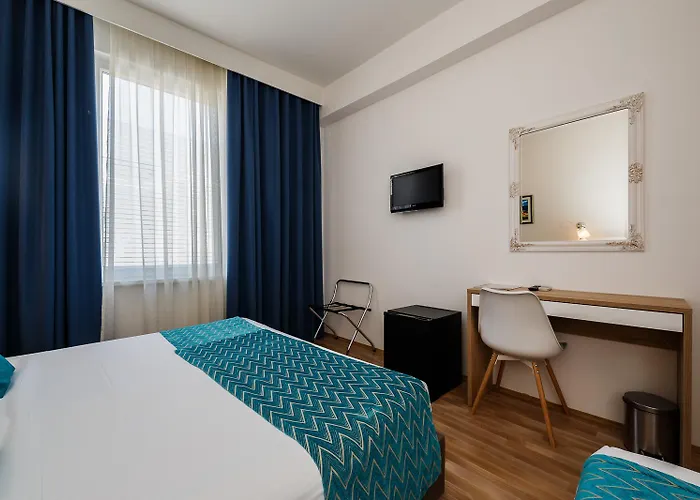 Ξενοδοχείο Annex Building Of Art Σπλιτ