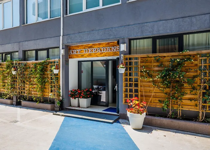 Annex Building Of Art Ξενοδοχείο Σπλιτ