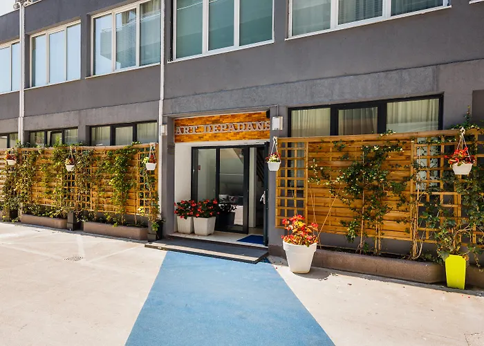 Ξενοδοχείο Annex Building Of Art Σπλιτ