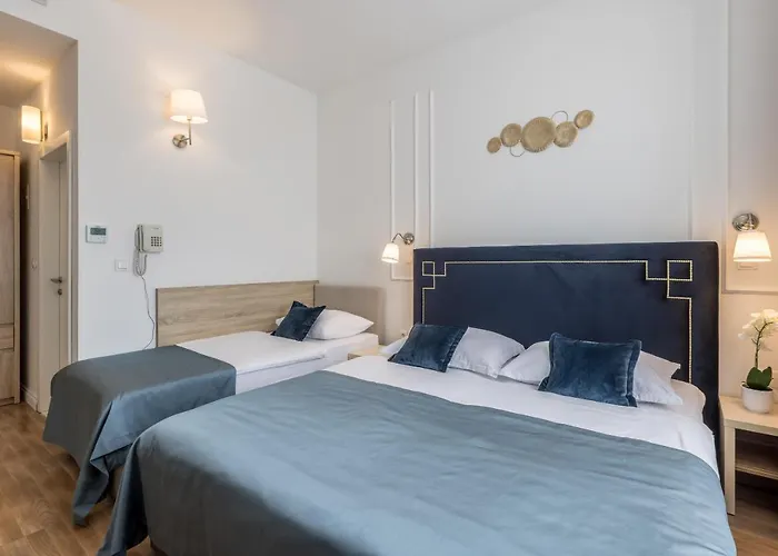 Annex Building Of Art