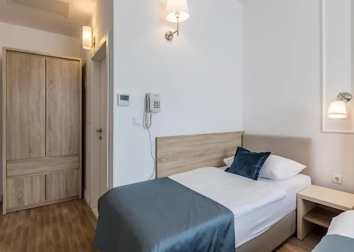 Ξενοδοχείο Annex Building Of Art