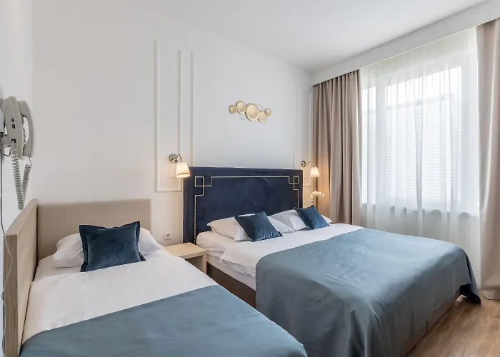 Annex Building Of Art 3* Σπλιτ