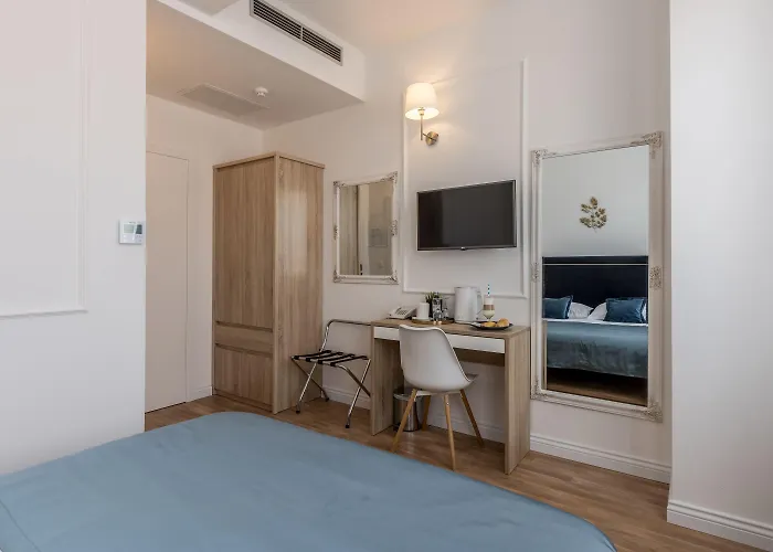 Ξενοδοχείο Annex Building Of Art 3*