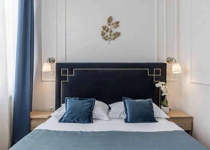 Ξενοδοχείο Annex Building Of Art 3*