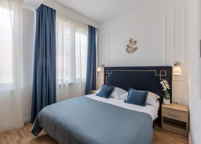 Ξενοδοχείο Annex Building Of Art 3*