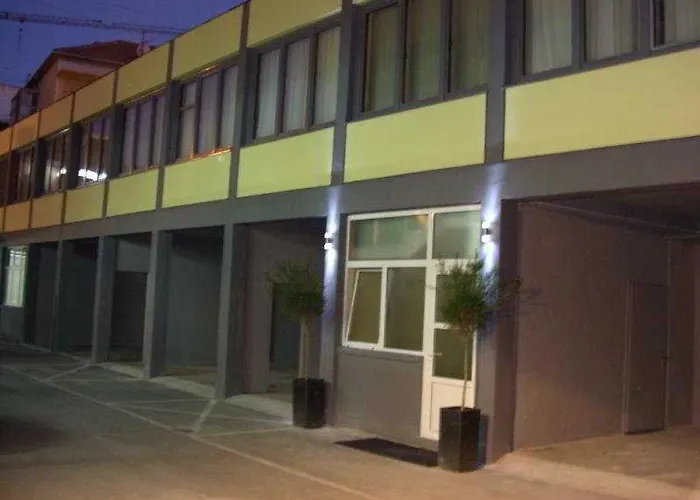 Ξενοδοχείο Annex Building Of Art Σπλιτ